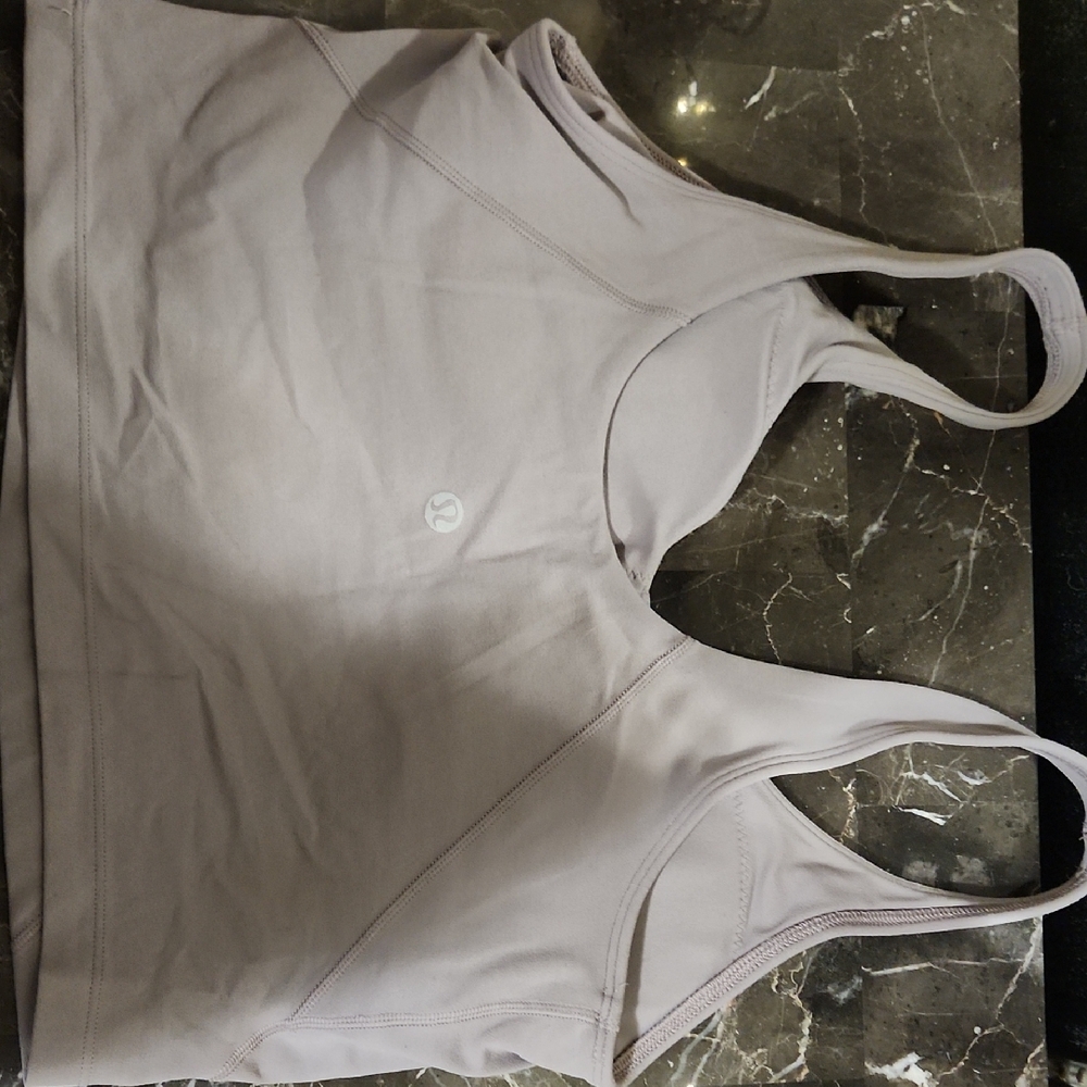 Lulu Align Tank Lavendar With Pad Cup Inserts Size 6